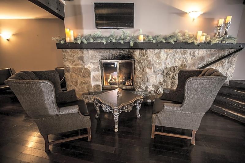 Old Stone Boutique Hotel 4*